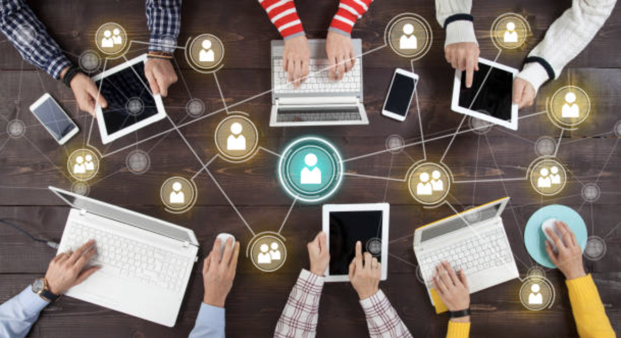 Configurer agent ia pour réponse automatique commentaires réseaux sociaux